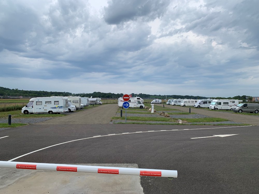 Aire camping-car  Nogaro (32110) - Photo 3